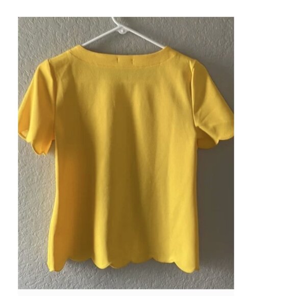 Ann Taylor Bright Scalloped Hem Short Sleeve Top (White) - Picture 4 of 4